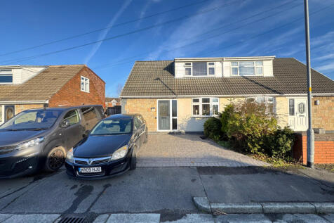2 bed bungalow - dormer semi detached for sale Li
