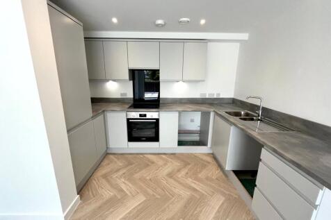 Available NOW! Prime Residential are delighted to present this 3-bed, 1 bath BRAND NEW MAISONETTE home in Willow Court, M6 6RY. This unfurnished home is perfect for a family, couple or two working pro