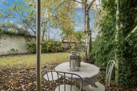 1374019-11-6904a0...