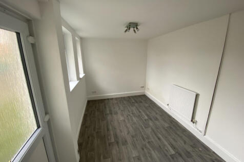 Three Bedroom Semi Detached - Fairfield, Fulwood, Preston