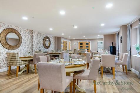 8704624-interior04.jpg