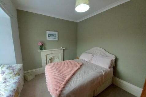 BED 4