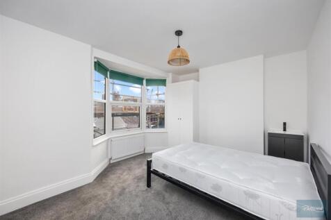 Surrey Street 6-002.jpg