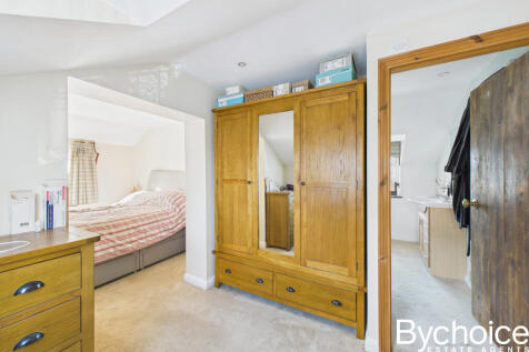 CAM05454G0-PR0080-STILL012