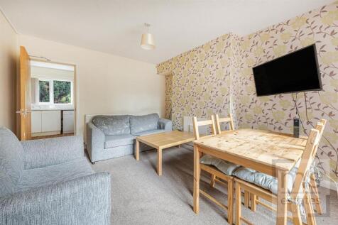 Living Room / Diner