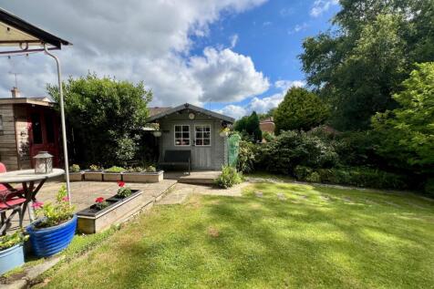 garden/store