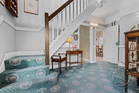 Rhiwbina Hill, Hern Crabtree (20).jpg