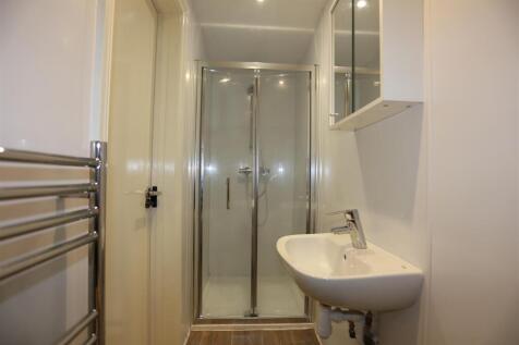 2, 33 MONTPELIER ROAD (8).JPG