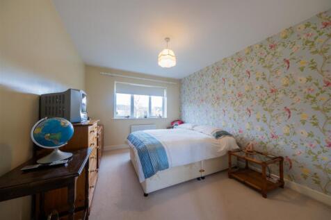 3 Sandbach Drive-024.jpg