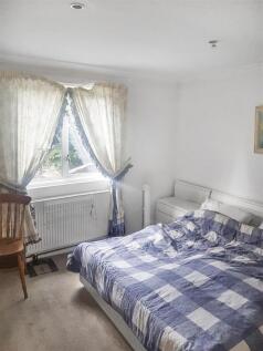 Bedroom .jpg