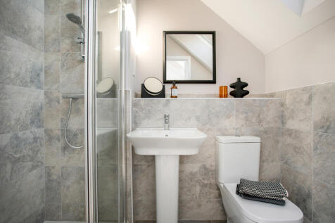 TW_ST_Ockley Park_Harrton_Ensuite