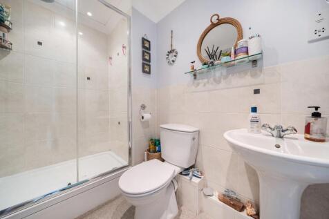 16 Fusilier Way