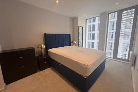 BRAND NEW Fully Furnished One Double Bedroom Apartment in the Embankment Exchange development