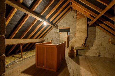 LOFT SPACE
