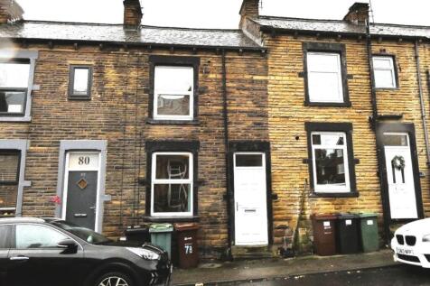 Available mid August is this spacious one bedroom through terrace. Situated in a popular area of Morley close to local amenities, public transport and the nearby motorway links. The property briefly c