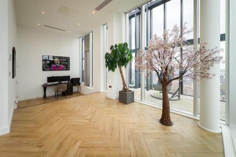 3 bed, 3 bath Penthouse in Manchester - Photo 27