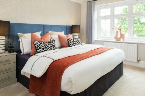 The Ashdon Grand - Bedroom 1