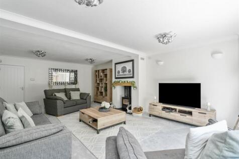 62 Aylesbury Road_37.jpg