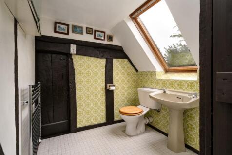 Second Floor Ensuite