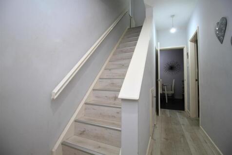 Hallway .jpg