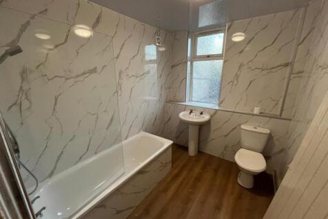 WhatsApp Image 2025-12-03 at 17.16.25 (5).jpeg