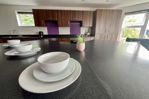 Peninsula Breakfast bar.jpg