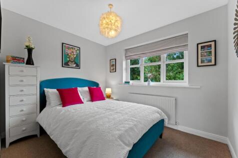 3 Westminster Drive12.jpg