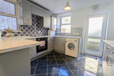 PXL_20251119_124946700.MP~2