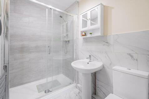 En-Suite 2
