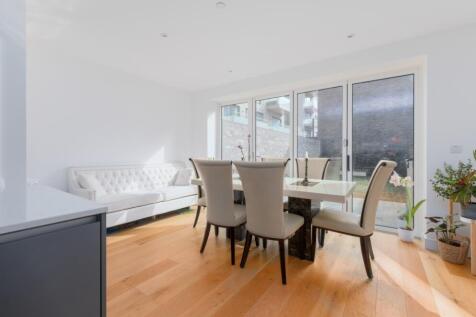 1_Dryden_Road_014...