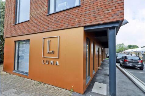 21 Luna Apartments External (2).jpg
