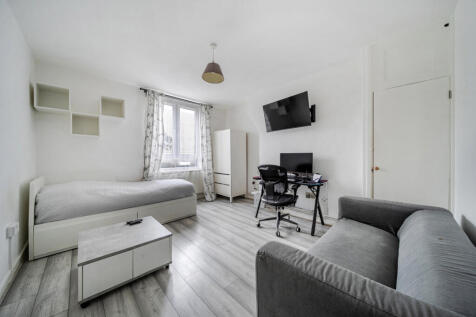 Bedroom/Reception