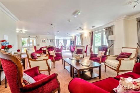 Owners' Lounge