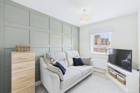 CAM03162G0-PR0107-STILL022