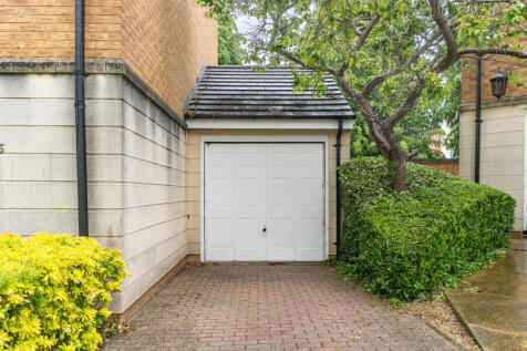 Lancelot Road-18