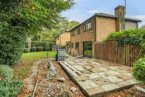 1370979-9-68fb96c...