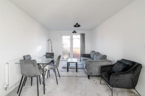 73 Newman Square_7.jpg