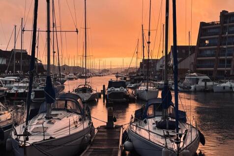 Oyster Quay_Sunse...