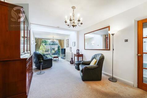 Riverholme Drive, West Ewell, Epsom, Surrey, KT19 9TG