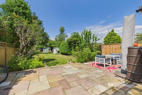 Garden Extra Photo 1