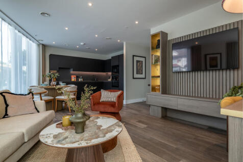 Living room dining
