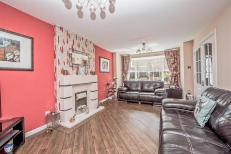 Living Room: