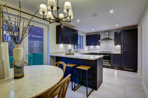 3 Bedroom Semi Detached Villa