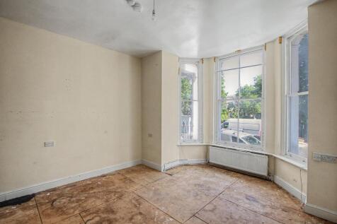 33B Powis Square, Notting Hill, London W11 2AY