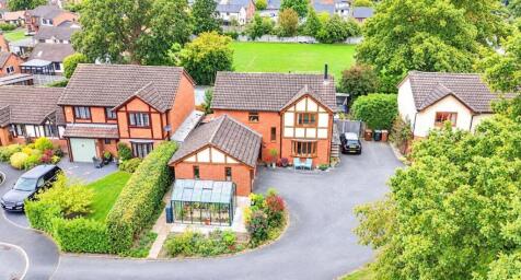 Accommodation Comprises;
