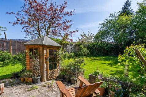 21 Hartlebury Close_18.jpg