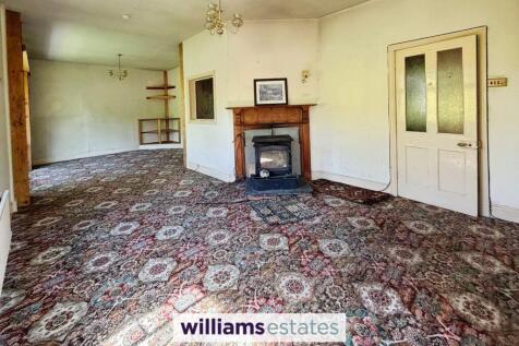 Living/ Dining Room
