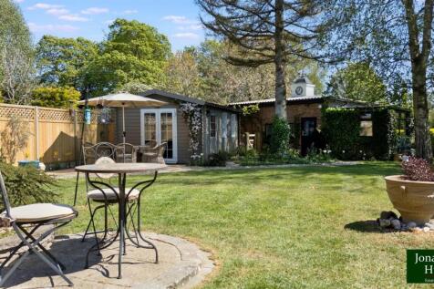 DJI_20260501124322_0202_D.jpg