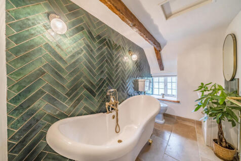 1355768-8-68cbf34...