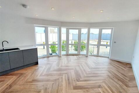 Lounge/Kitchen
